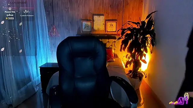 Snapshot of miichael_black chatting on February 4, 2025, 4:08 pm miichael black online show from February 4, 2025, 4:08 pm