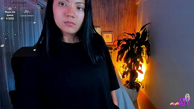 Snapshot of miichael_black chatting on February 6, 2025, 12:37 pm miichael black online show from February 6, 2025, 12:37 pm