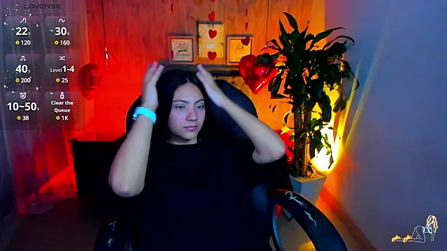 Snapshot of miichael_black chatting on February 13, 2025, 12:00 pm miichael black online show from February 13, 2025, 12:00 pm