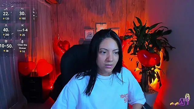 Snapshot of miichael_black chatting on February 14, 2025, 1:18 pm miichael black online show from February 14, 2025, 1:18 pm