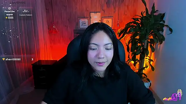 Snapshot of miichael_black chatting on February 19, 2025, 1:17 pm miichael black online show from February 19, 2025, 1:17 pm