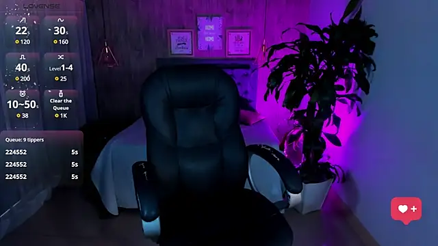 Snapshot of miichael_black chatting on February 27, 2025, 7:47 pm miichael black online show from February 27, 2025, 7:47 pm