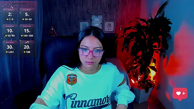 Snapshot of miichael_black chatting on March 6, 2025, 1:24 pm miichael black online show from March 6, 2025, 1:24 pm