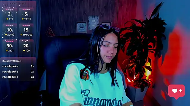 Snapshot of miichael_black chatting on March 6, 2025, 7:32 pm miichael black online show from March 6, 2025, 7:32 pm