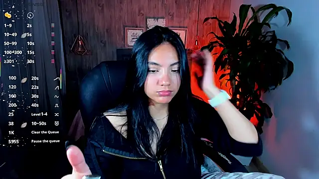 Snapshot of miichael_black chatting on September 24, 2025, 8:34 pm miichael black online show from September 24, 2025, 8:34 pm