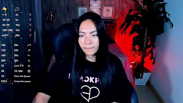 Snapshot of miichael_black chatting on October 4, 2025, 9:46 pm miichael black online show from October 4, 2025, 9:46 pm