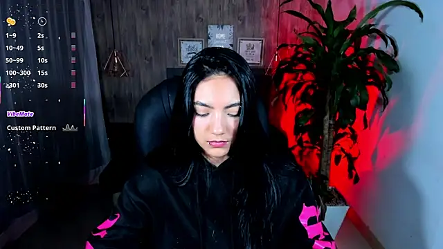 Snapshot of miichael_black chatting on October 9, 2025, 9:13 pm miichael black online show from October 9, 2025, 9:13 pm