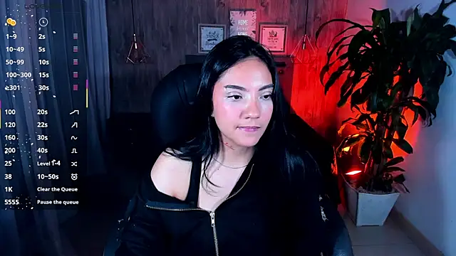 Snapshot of miichael_black chatting on November 27, 2025, 2:24 am miichael black online show from November 27, 2025, 2:24 am