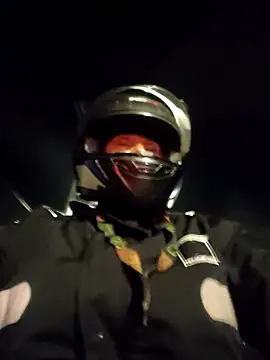 Snapshot of Edged_Hot69 chatting on February 27, 2025, 10:15 am Edged Hot69 online show from February 27, 2025, 10:15 am