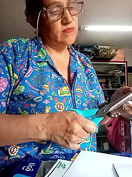 Edged Hot69 online show from March 4, 2026, 12:33 pm