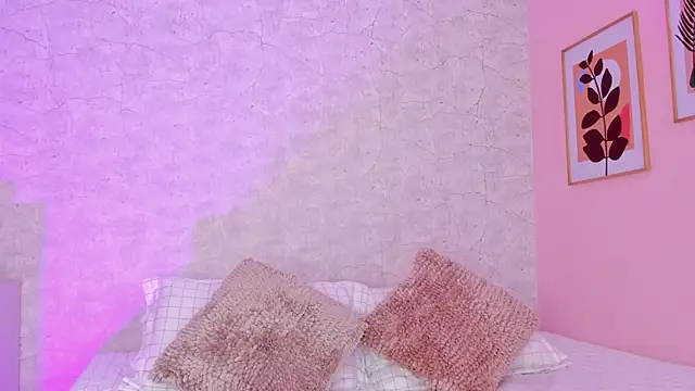 DahianaWalcott online show from January 23, 2025, 10:33 pm