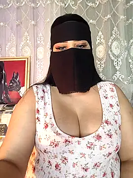 Snapshot of Cat_Sharisa chatting on November 19, 2025, 7:25 pm Cat Sharisa online show from November 19, 2025, 7:25 pm