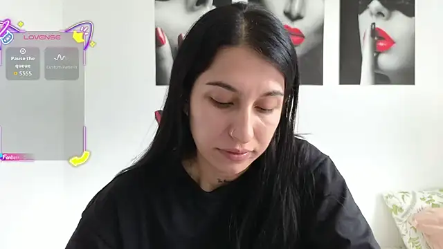 tammyandrade  online show from April 28, 2026, 1:16 pm