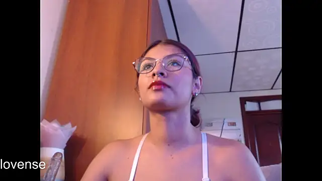 hanna beili online show from July 3, 2026, 5:41 pm