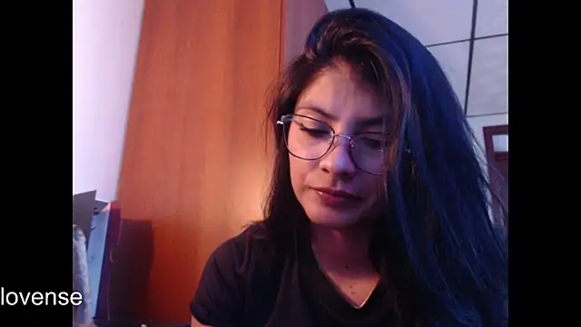 hanna beili online show from July 28, 2026, 7:39 pm