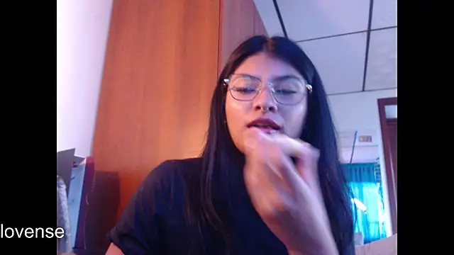 hanna beili online show from July 28, 2026, 8:52 pm