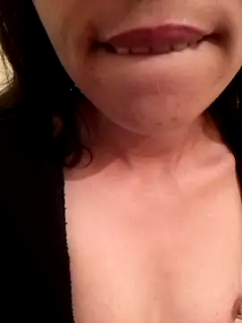 Snapshot of 3ashi9aa chatting on February 25, 2025, 6:20 pm 3ashi9aa online show from February 25, 2025, 6:20 pm