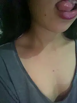 Snapshot of 3ashi9aa chatting on May 8, 2026, 8:58 pm 3ashi9aa online show from May 8, 2026, 8:58 pm