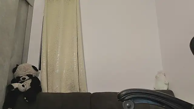 miss valery2 online show from June 12, 2026, 3:49 am