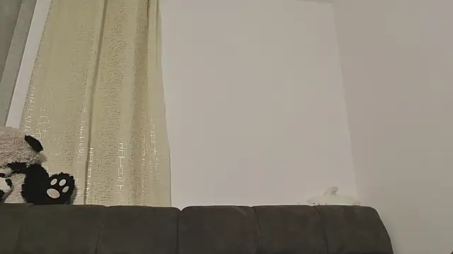 Snapshot of miss_valery2 chatting on June 21, 2026, 4:15 am miss valery2 online show from June 21, 2026, 4:15 am