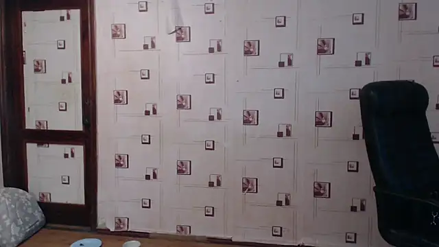 Snapshot of TasyaBigTTs chatting on November 28, 2025, 1:14 pm TasyaBigTTs online show from November 28, 2025, 1:14 pm