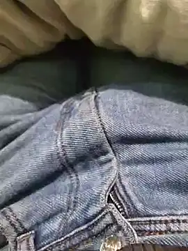 Snapshot of iaparna chatting on December 31, 2024, 2:25 pm iaparna online show from December 31, 2024, 2:25 pm