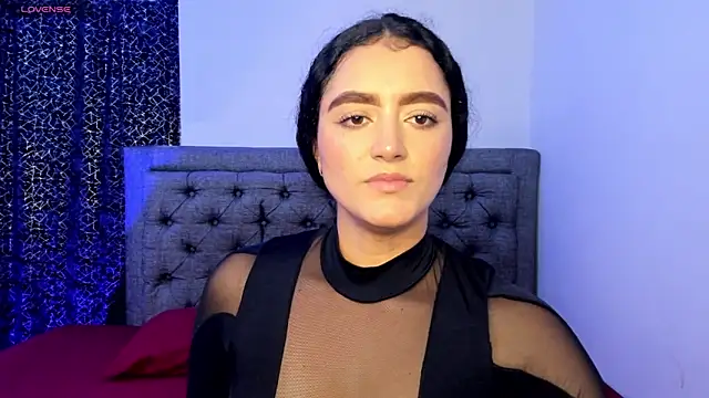 Snapshot of Adhara-zanne chatting on April 16, 2026, 5:36 pm Adhara-zanne online show from April 16, 2026, 5:36 pm