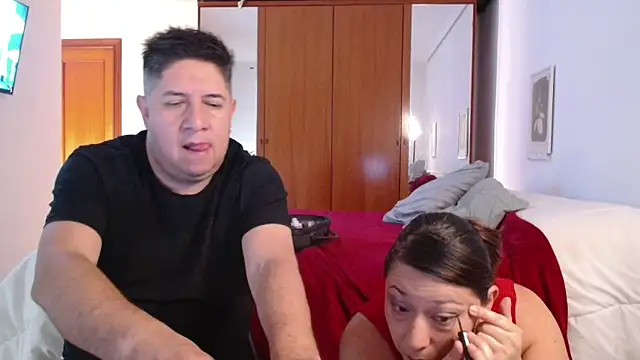 Snapshot of THIAGOEVA chatting on June 21, 2026, 8:06 am THIAGOEVA online show from June 21, 2026, 8:06 am