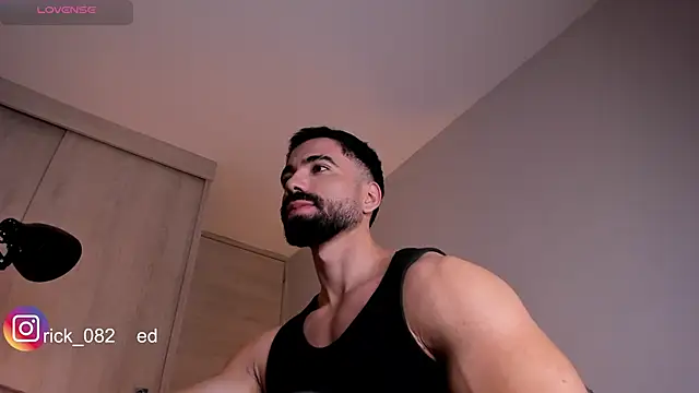 Snapshot of edrick_walton1 chatting on February 16, 2025, 11:27 am edrick walton1 online show from February 16, 2025, 11:27 am