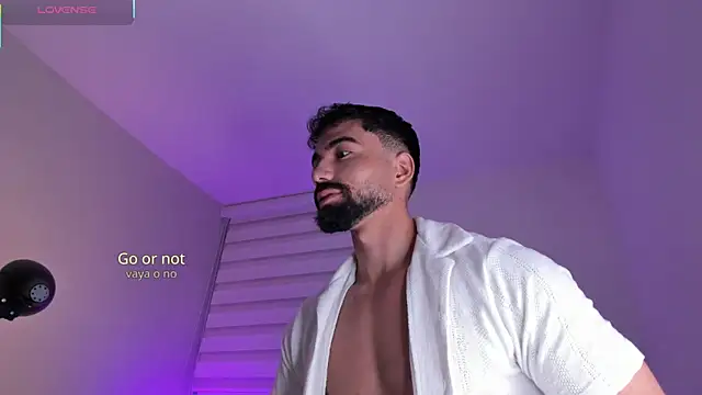 Snapshot of edrick_walton1 chatting on September 26, 2025, 11:36 am edrick walton1 online show from September 26, 2025, 11:36 am