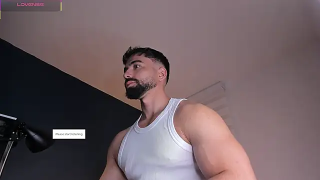 Snapshot of edrick_walton1 chatting on October 20, 2025, 11:43 am edrick walton1 online show from October 20, 2025, 11:43 am