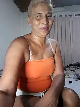 Goodgirlsue 77 online show from March 5, 2026, 5:09 pm