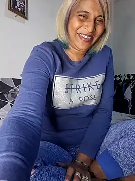 Goodgirlsue 77 online show from April 29, 2026, 8:26 pm