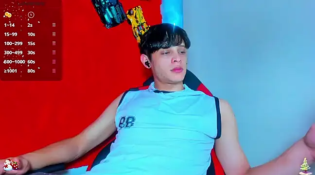 Snapshot of LilOwen_ chatting on March 9, 2025, 1:56 am LilOwen online show from March 9, 2025, 1:56 am