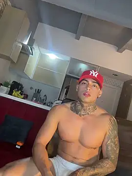 Snapshot of Dominiofit chatting on October 22, 2025, 1:39 am Dominiofit online show from October 22, 2025, 1:39 am