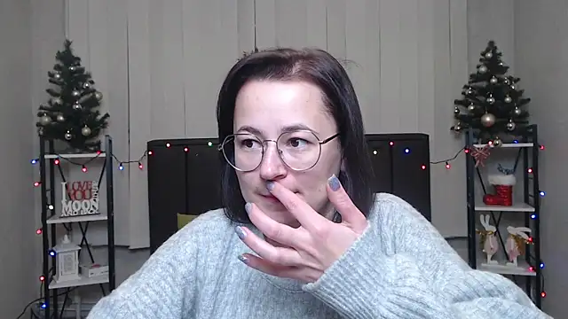 Snapshot of MarieSho chatting on January 3, 2025, 1:25 pm MarieSho online show from January 3, 2025, 1:25 pm