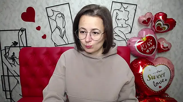 Snapshot of MarieSho chatting on February 12, 2025, 6:09 pm MarieSho online show from February 12, 2025, 6:09 pm