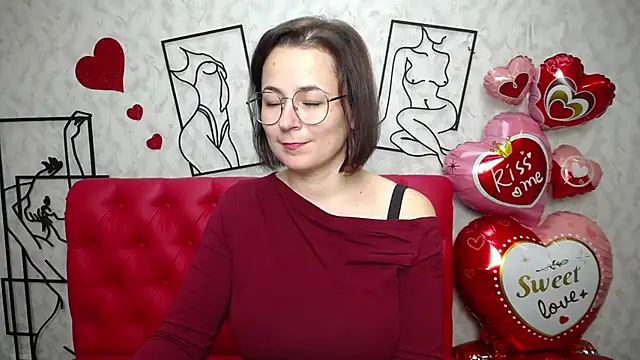 Snapshot of MarieSho chatting on February 13, 2025, 12:13 am MarieSho online show from February 13, 2025, 12:13 am