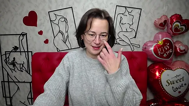 Snapshot of MarieSho chatting on February 16, 2025, 11:27 am MarieSho online show from February 16, 2025, 11:27 am