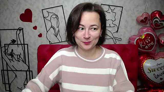 Snapshot of MarieSho chatting on February 17, 2025, 10:07 am MarieSho online show from February 17, 2025, 10:07 am