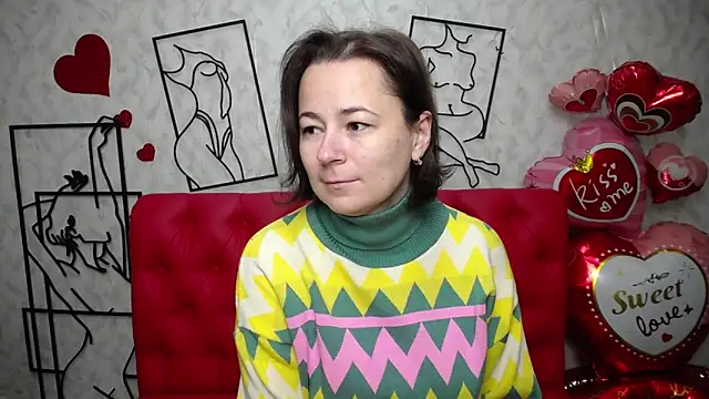 Snapshot of MarieSho chatting on February 24, 2025, 7:11 am MarieSho online show from February 24, 2025, 7:11 am