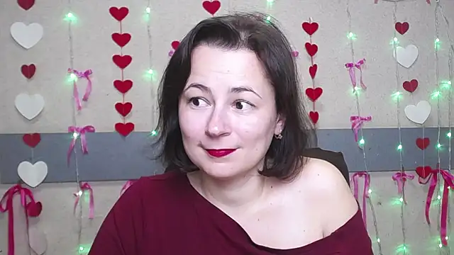 Snapshot of MarieSho chatting on March 12, 2025, 12:10 am MarieSho online show from March 12, 2025, 12:10 am