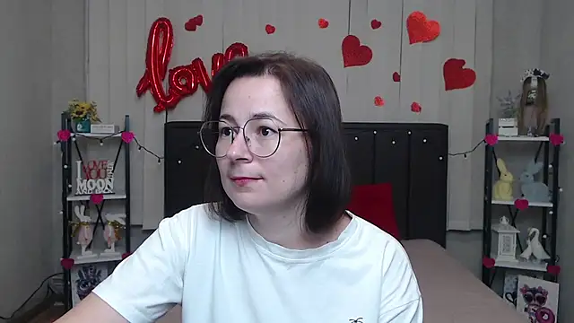 Snapshot of MarieSho chatting on March 14, 2025, 9:21 pm MarieSho online show from March 14, 2025, 9:21 pm