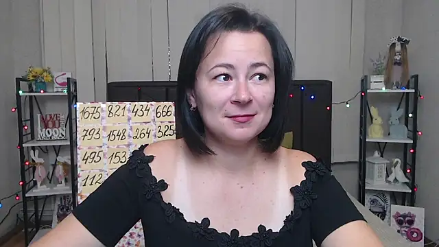 Snapshot of MarieSho chatting on September 12, 2025, 5:40 am MarieSho online show from September 12, 2025, 5:40 am