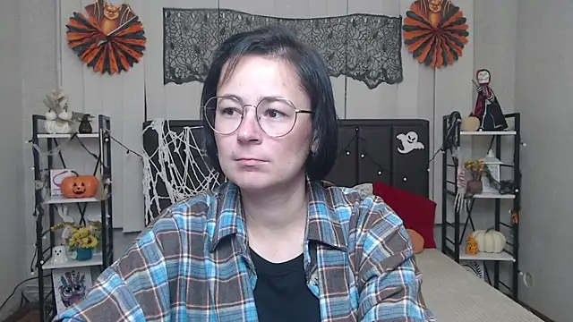 Snapshot of MarieSho chatting on October 29, 2025, 7:21 am MarieSho online show from October 29, 2025, 7:21 am