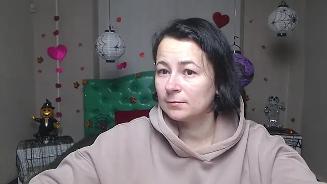 Snapshot of MarieSho chatting on November 10, 2025, 7:07 am MarieSho online show from November 10, 2025, 7:07 am