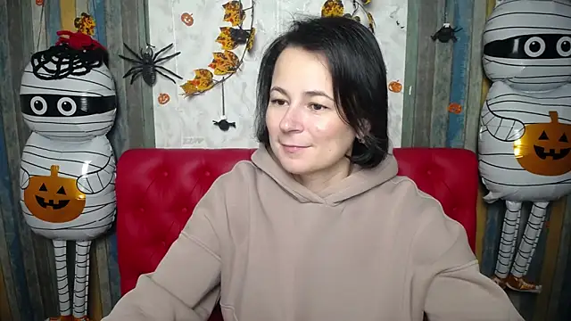 Snapshot of MarieSho chatting on November 13, 2025, 6:07 pm MarieSho online show from November 13, 2025, 6:07 pm