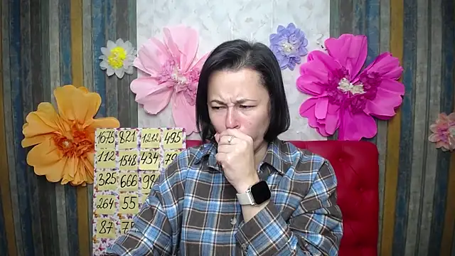 Snapshot of MarieSho chatting on November 23, 2025, 5:57 pm MarieSho online show from November 23, 2025, 5:57 pm