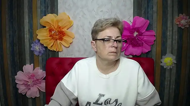 EmiliaGree online show from April 22, 2026, 5:14 pm