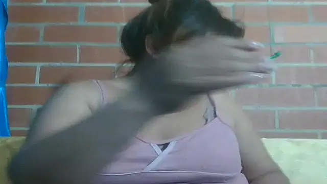 Snapshot of jones-scarlet chatting on March 1, 2025, 5:20 am jones-scarlet online show from March 1, 2025, 5:20 am